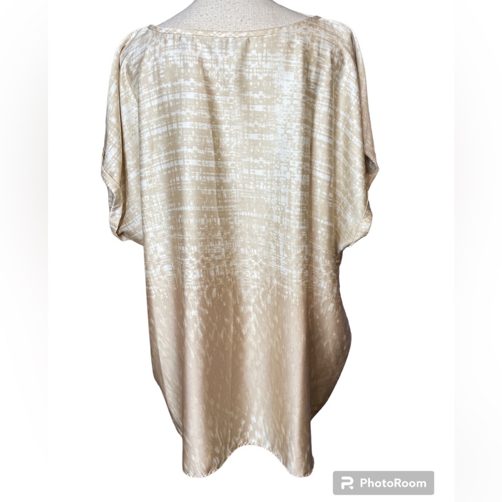 Investments II Floral Blouse - Picture 3 of 10